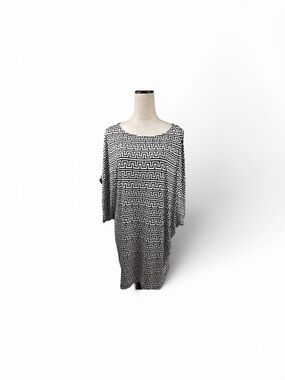 Cacique Black and White Geometric Swim Coverup size 18/20